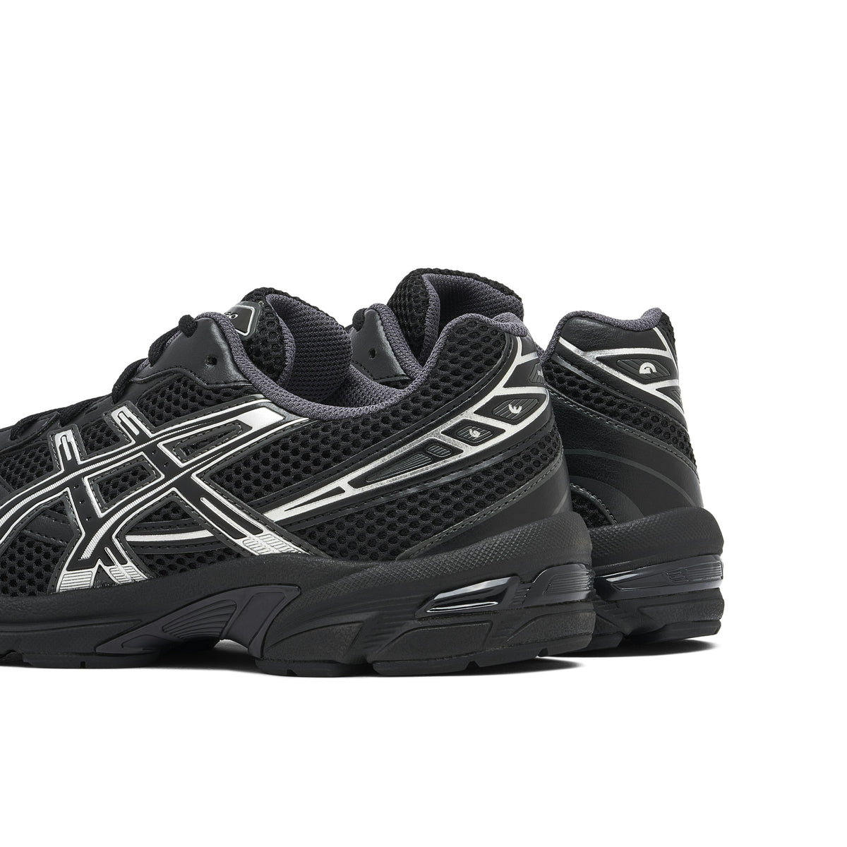 ASICS GEL-1130 in BLACK SILVER - product image from the listing.