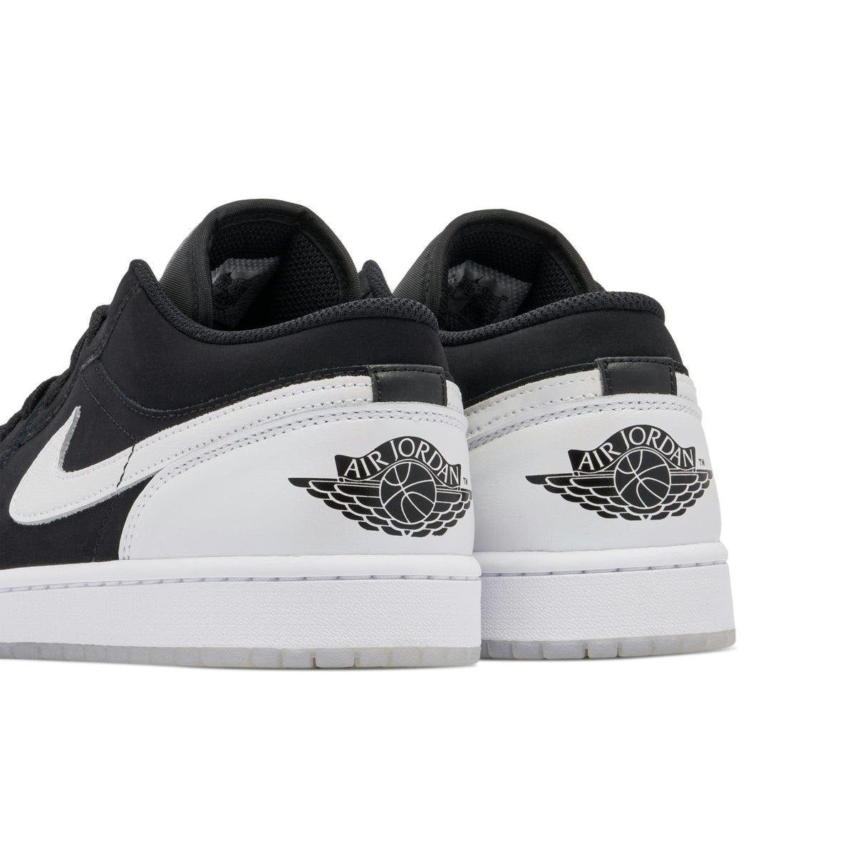 BLACK WHITE DIAMOND - AIR JORDAN 1 LOW - product image from the listing.