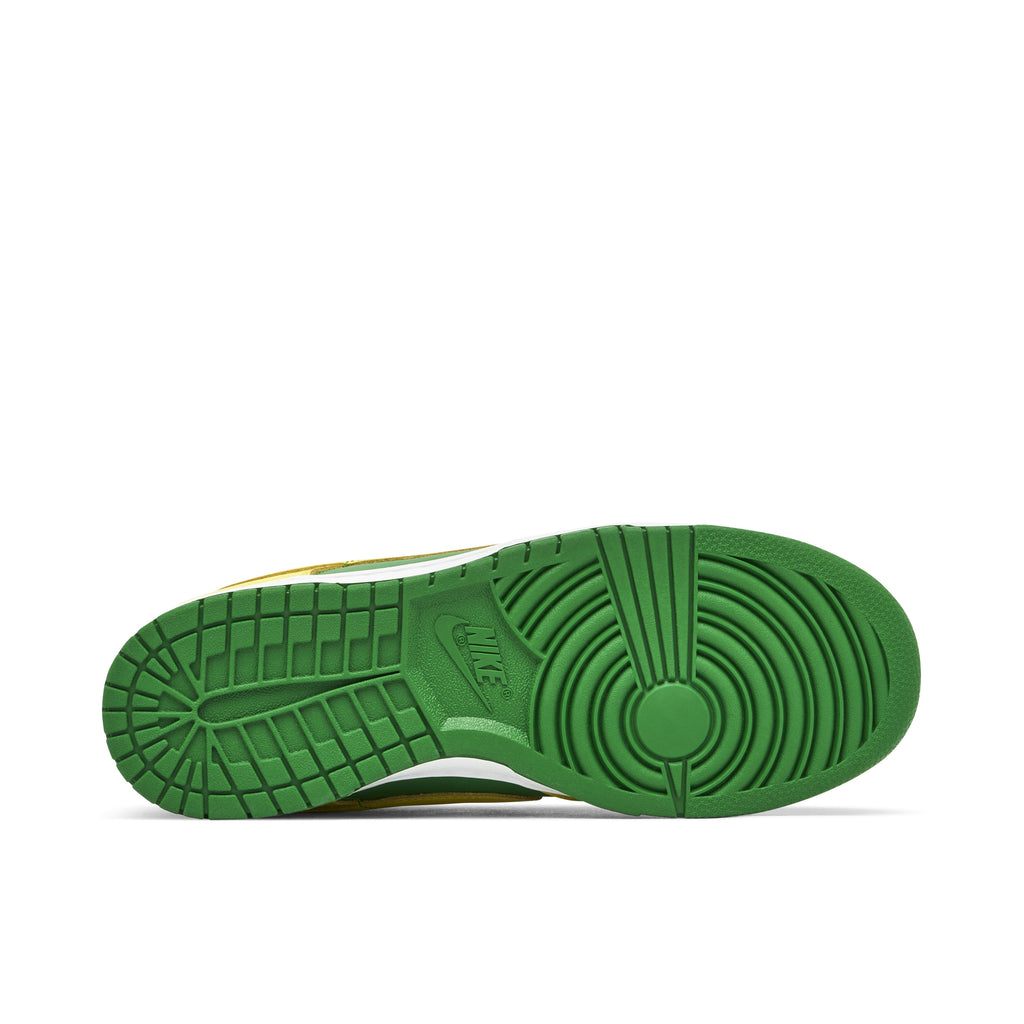 DUNK LOW REVERSE BRAZIL by NIKE - product image from the listing.