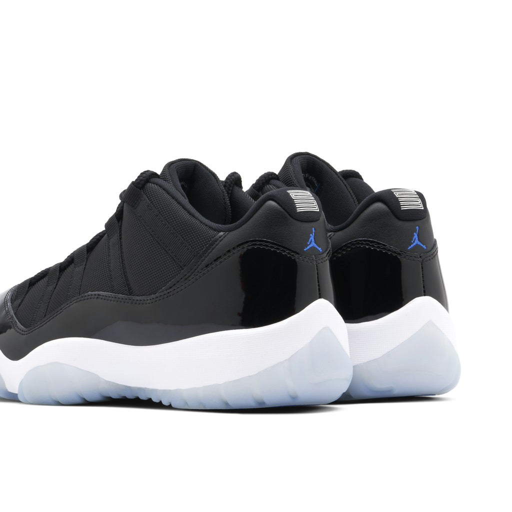 SPACE JAM - AIR JORDAN 11 RETRO LOW - product image from the listing.
