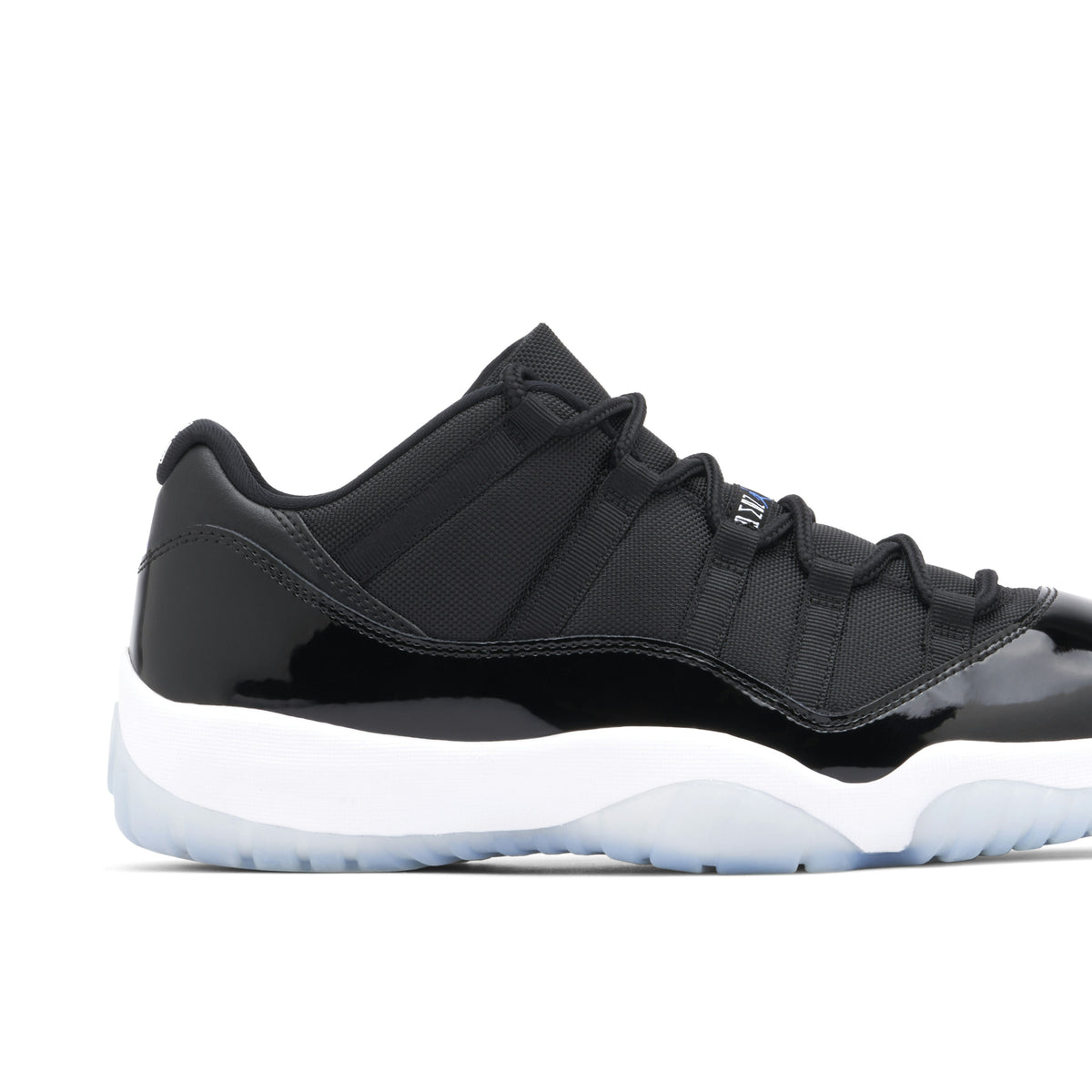 SPACE JAM - AIR JORDAN 11 RETRO LOW - product image from the listing.