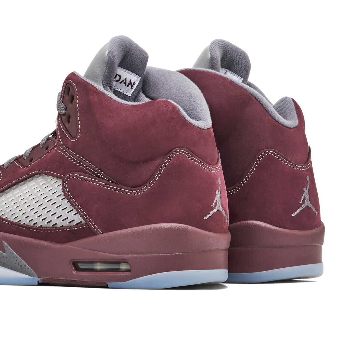 BURGUNDY (2023) - AIR JORDAN 5 RETRO - product image from the listing.