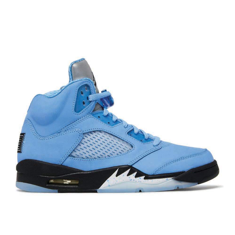 "UNC" Air Jordan 5 Retro SE Sneakers - product image from the listing.