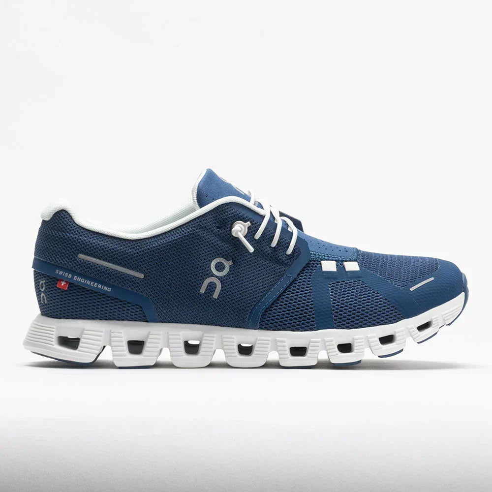 On Cloud 5 Lifestyle Trainers - product image from the listing.