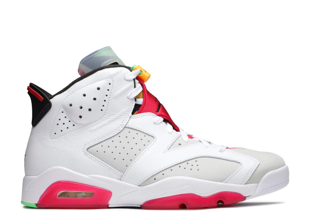 "Hare" Air Jordan 6 Retro Sneakers - product image from the listing.