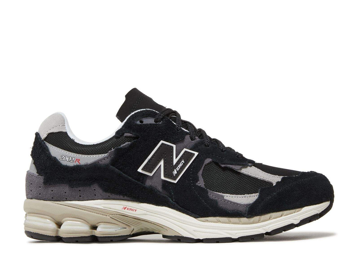 New Balance 2002 R Protection Pack Sneakers in Black Grey - product image from the listing.