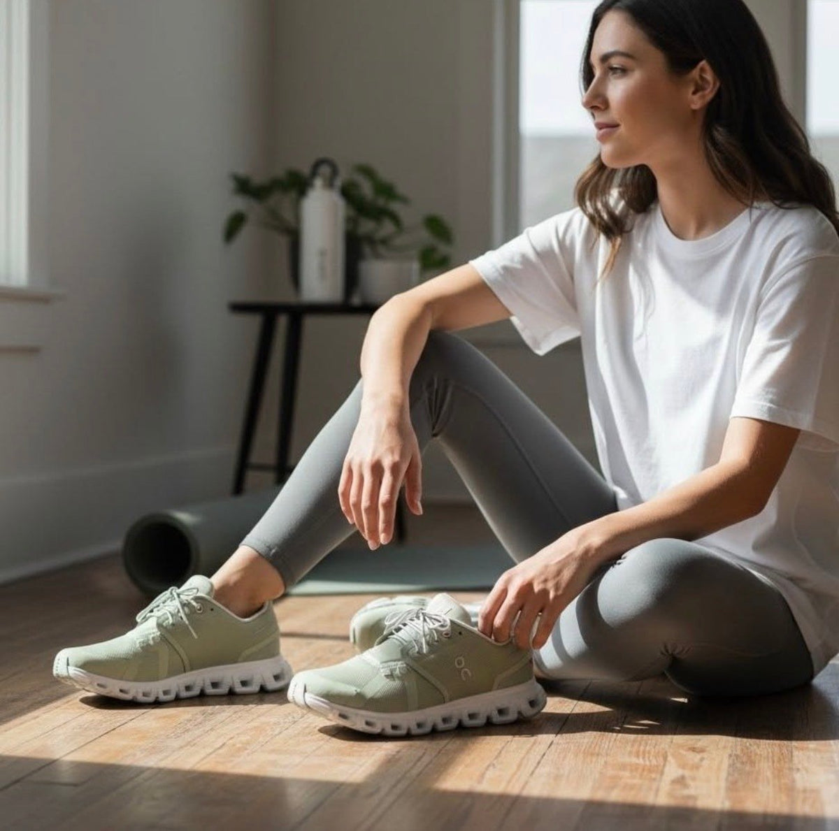 On Cloud 6 Caper Ice Lifestyle Trainers - product image from the listing.