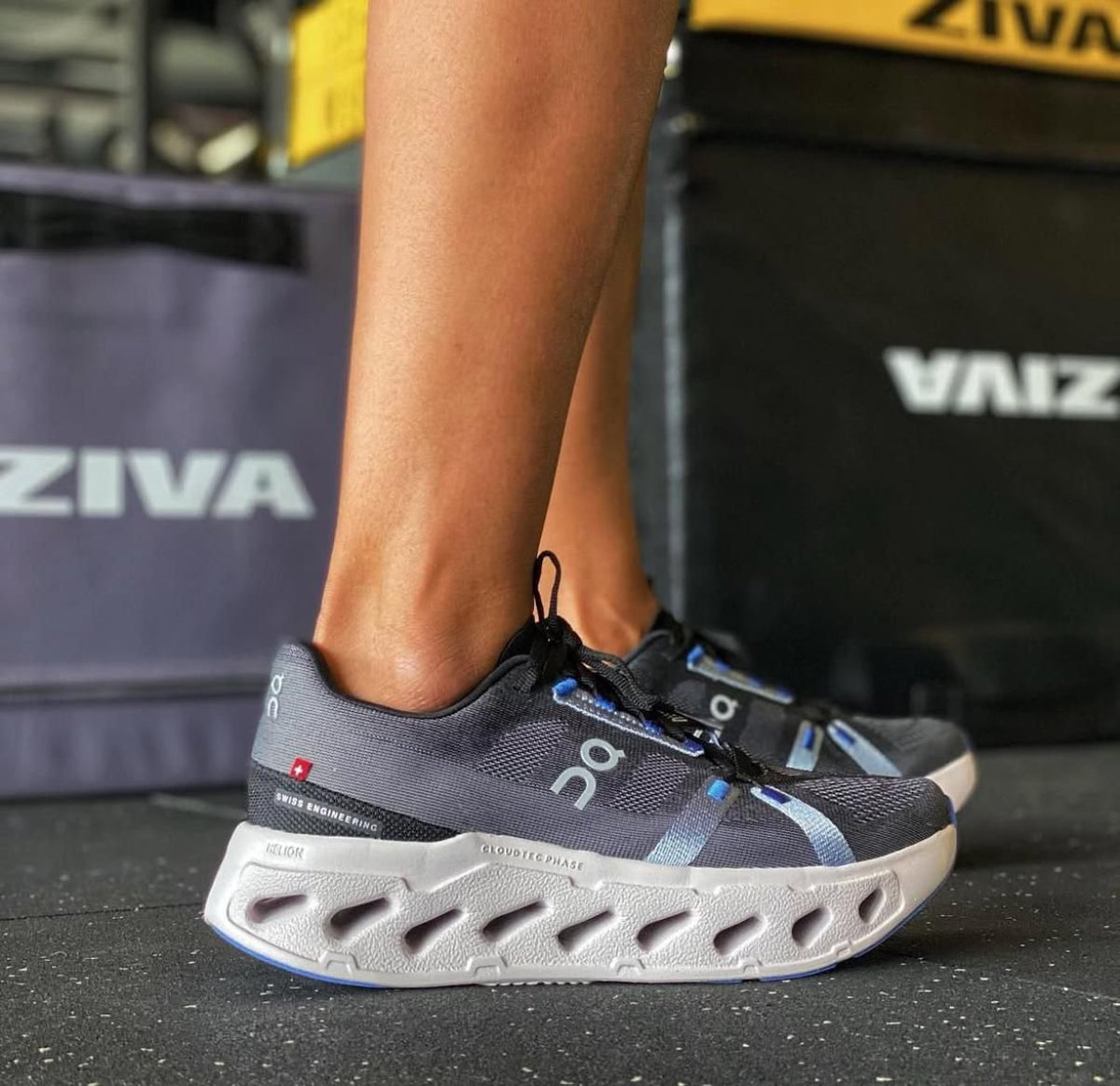 On Cloudeclipse Black Frost Shoes for Running - product image from the listing.