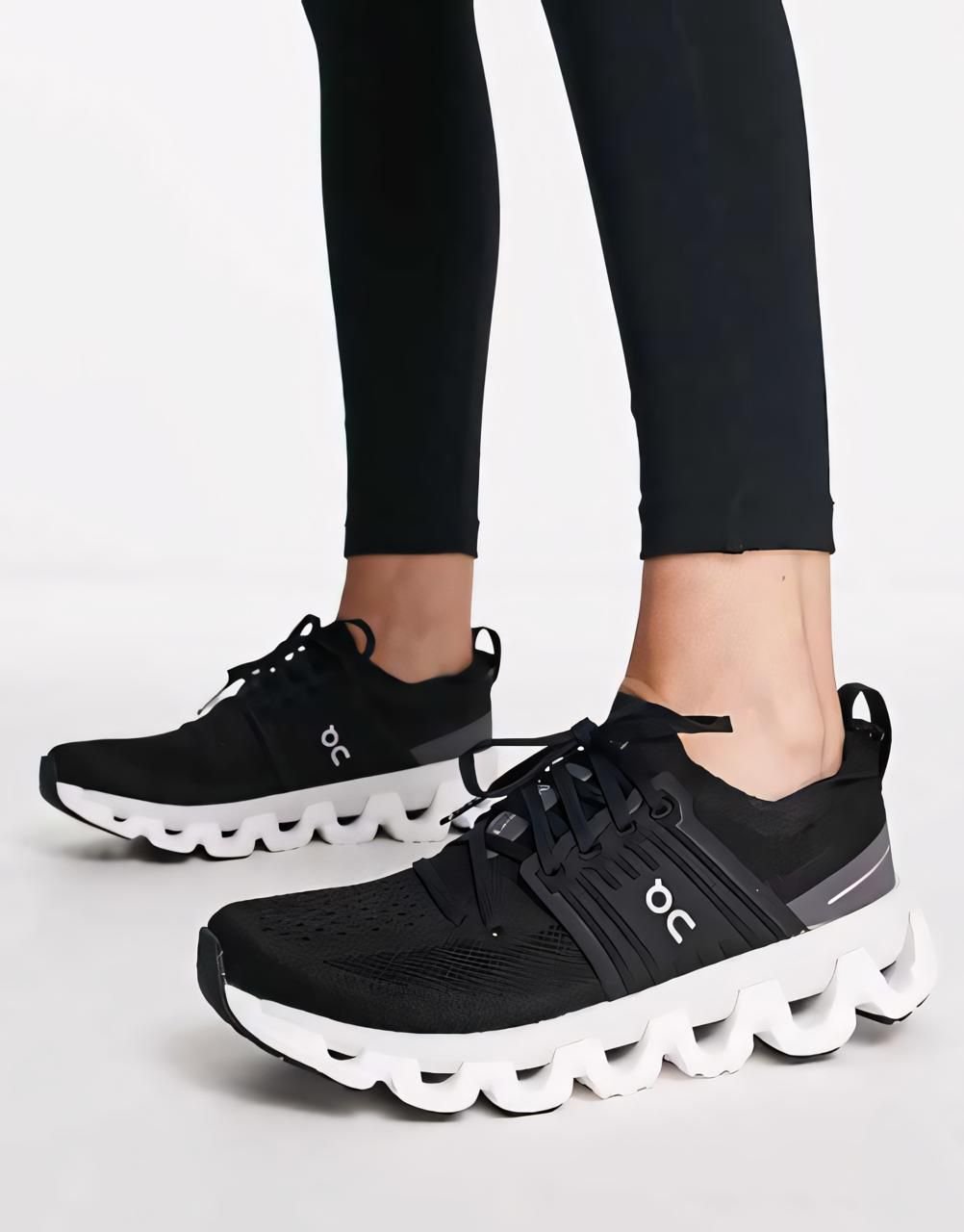 On Cloudswift 3 All Running Shoes in Black - product image from the listing.