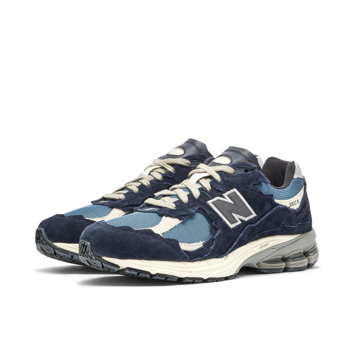 NEW BALANCE 2002R PROTECTION PACK in NAVY - product image from the listing.