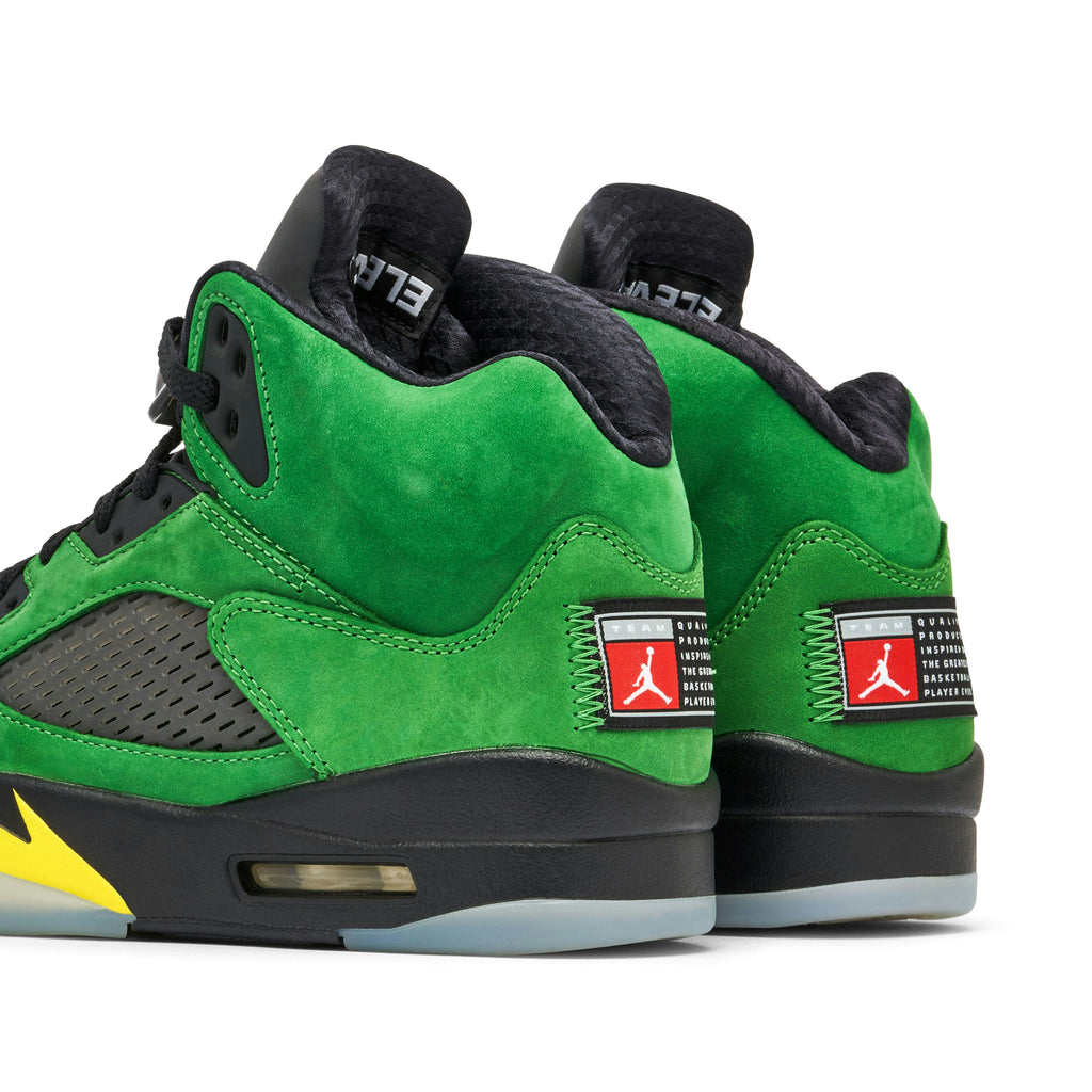 OREGON DUCKS ELEVATE - AIR JORDAN 5 - product image from the listing.