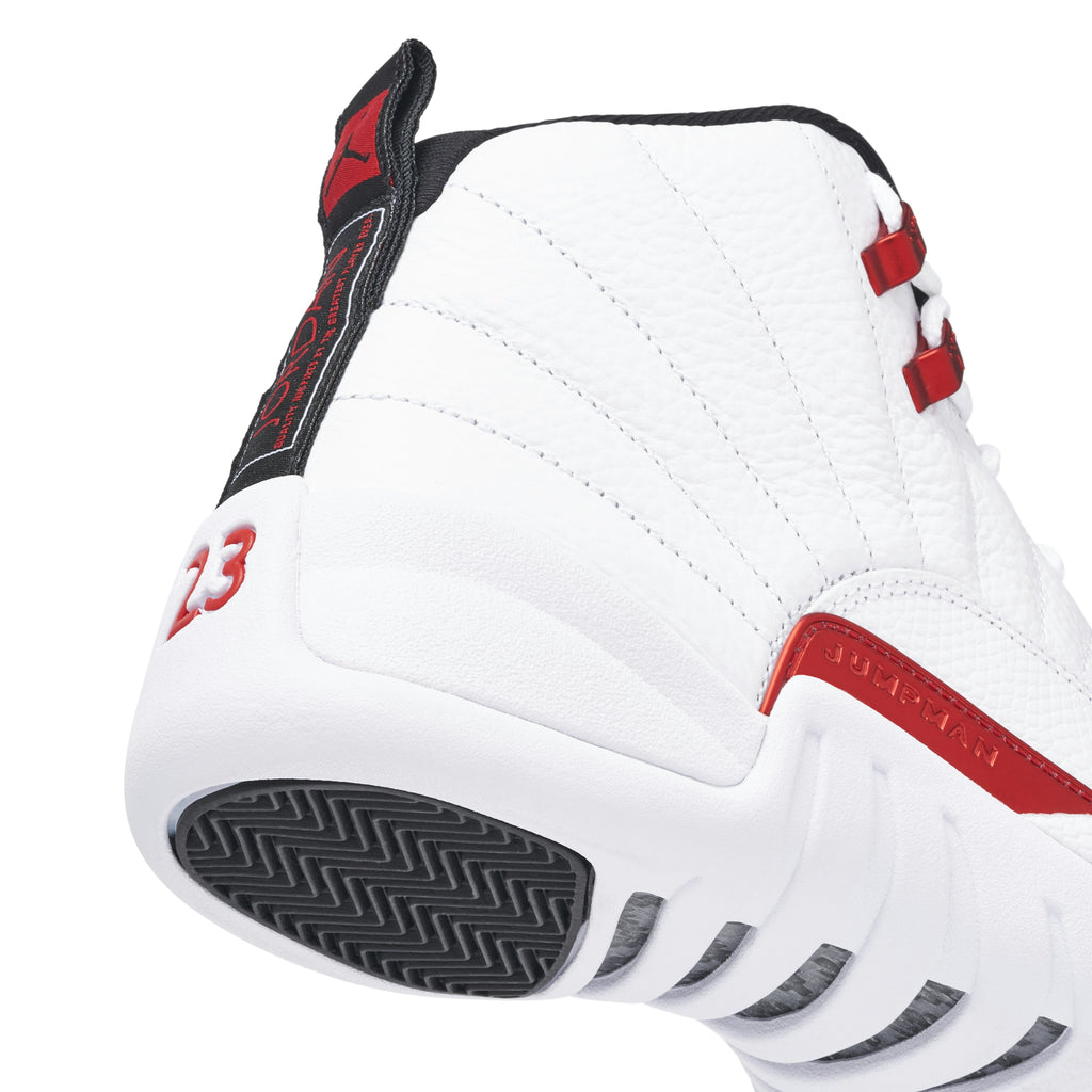 TWIST - AIR JORDAN 12 RETRO - product image from the listing.