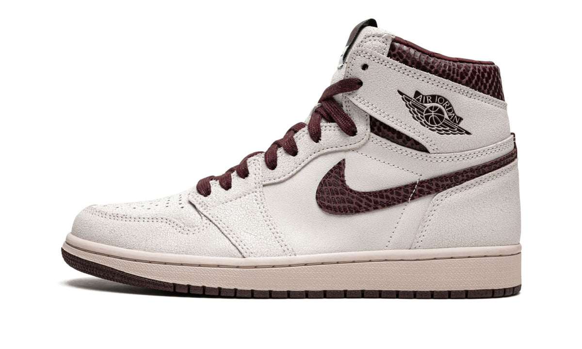 "A Ma Maniere x" Air Jordan 1 HIGH OG Sneakers - product image from the listing.