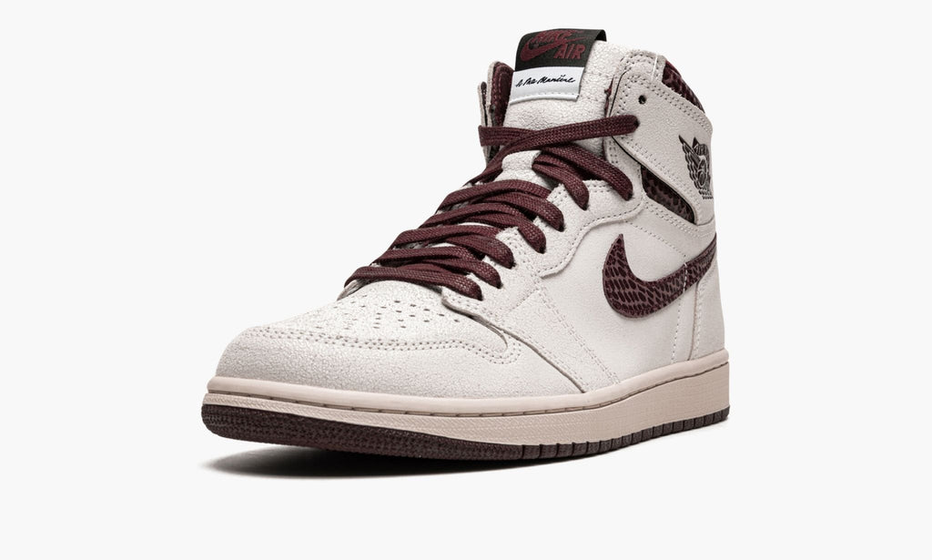 "A Ma Maniere x" Air Jordan 1 HIGH OG Sneakers - product image from the listing.