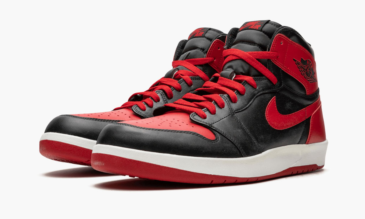 The Return Sneakers - Air Jordan 1 High - product image from the listing.