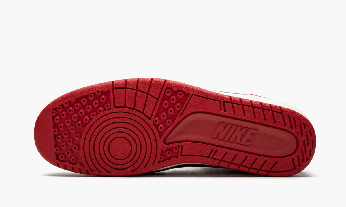 The Return Sneakers - Air Jordan 1 High - product image from the listing.
