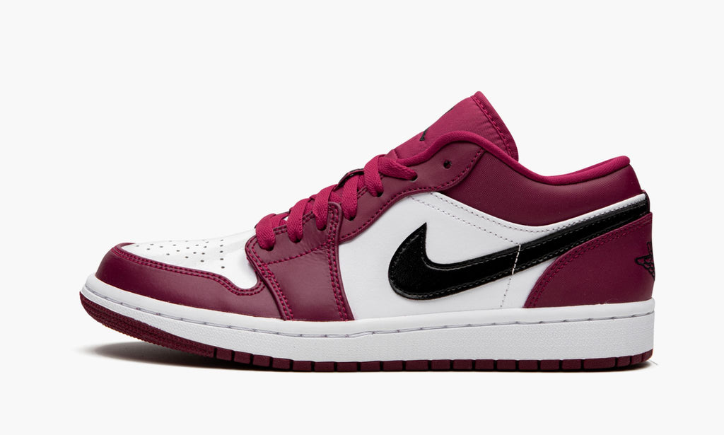 "Noble Red" Air Jordan 1 Low Sneakers - product image from the listing.