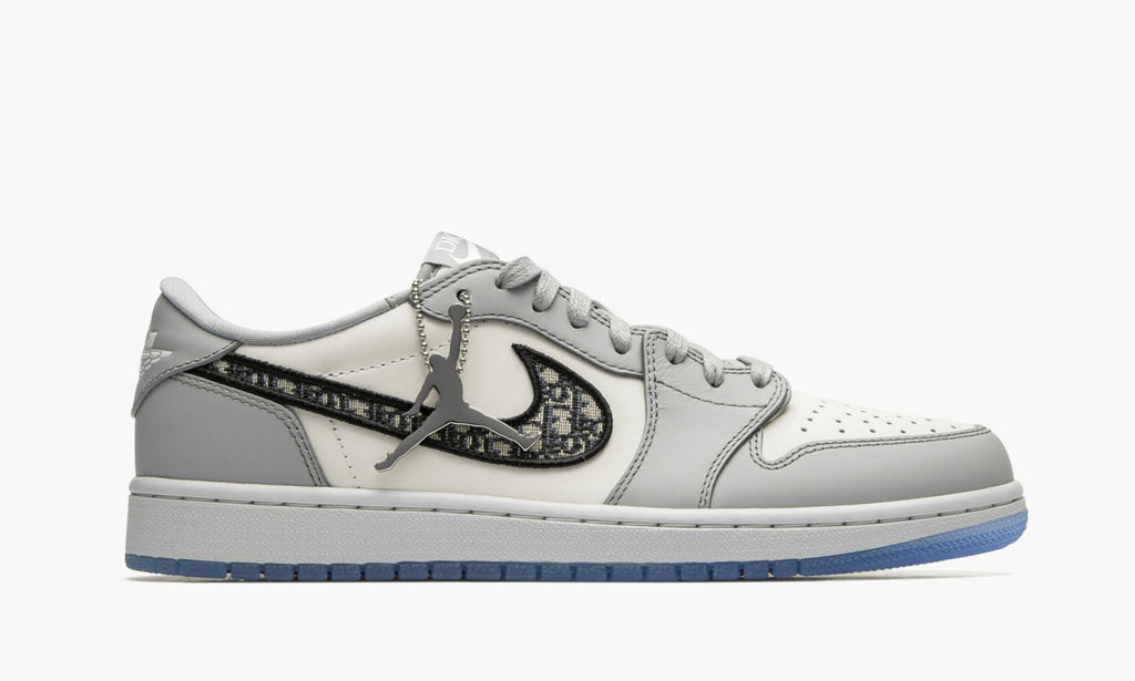 Dior Sneakers - Air Jordan 1 Low - product image from the listing.