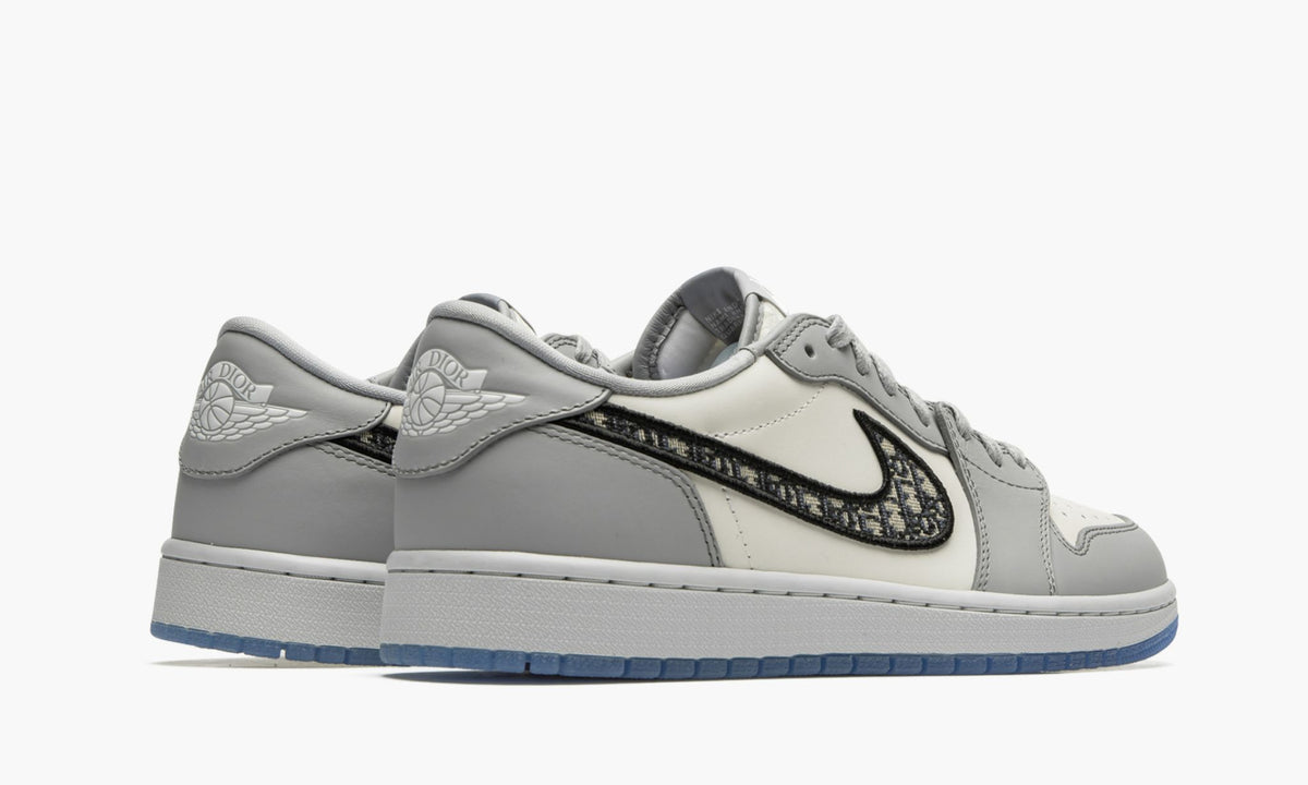 Dior Sneakers - Air Jordan 1 Low - product image from the listing.
