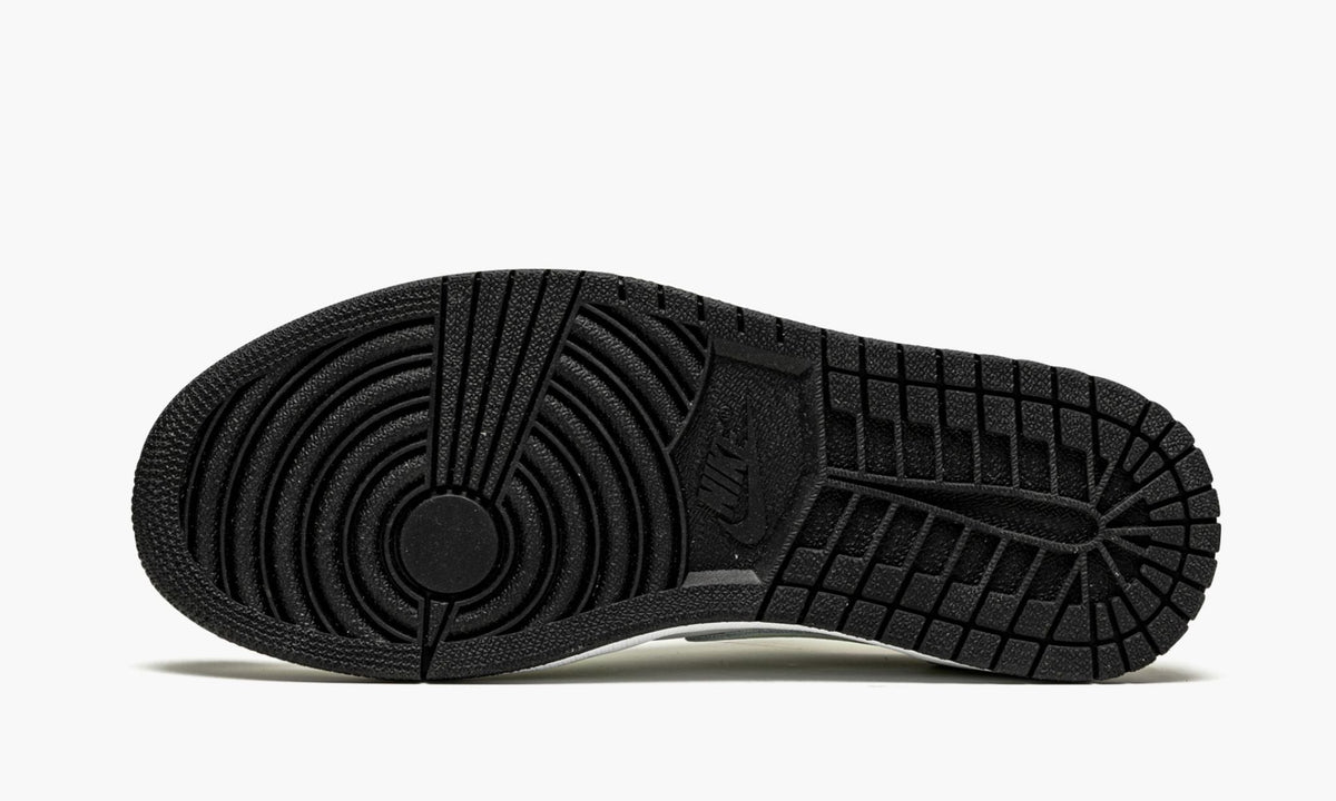 "Ghost Green" Air Jordan 1 Low OG Sneakers - product image from the listing.