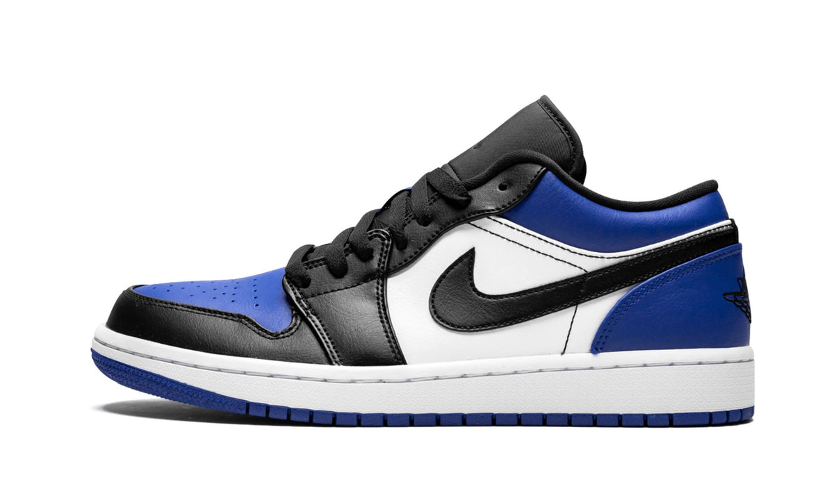 Royal Toe Sneakers - Air Jordan 1 Low - product image from the listing.