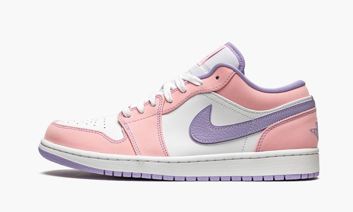 "Arctic Punch" Air Jordan 1 Low SE Sneakers - product image from the listing.