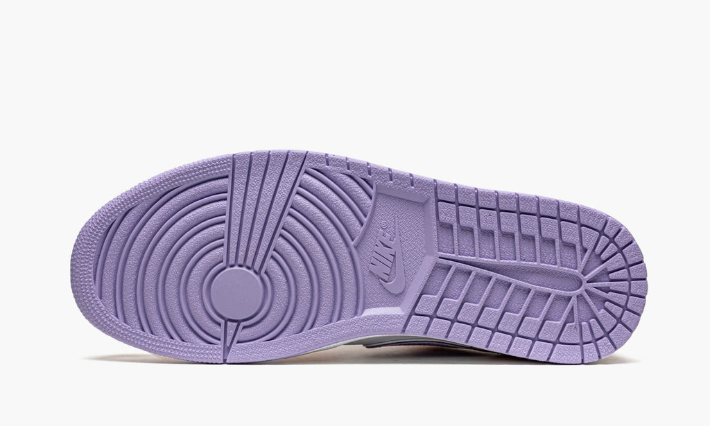 "Arctic Punch" Air Jordan 1 Low SE Sneakers - product image from the listing.