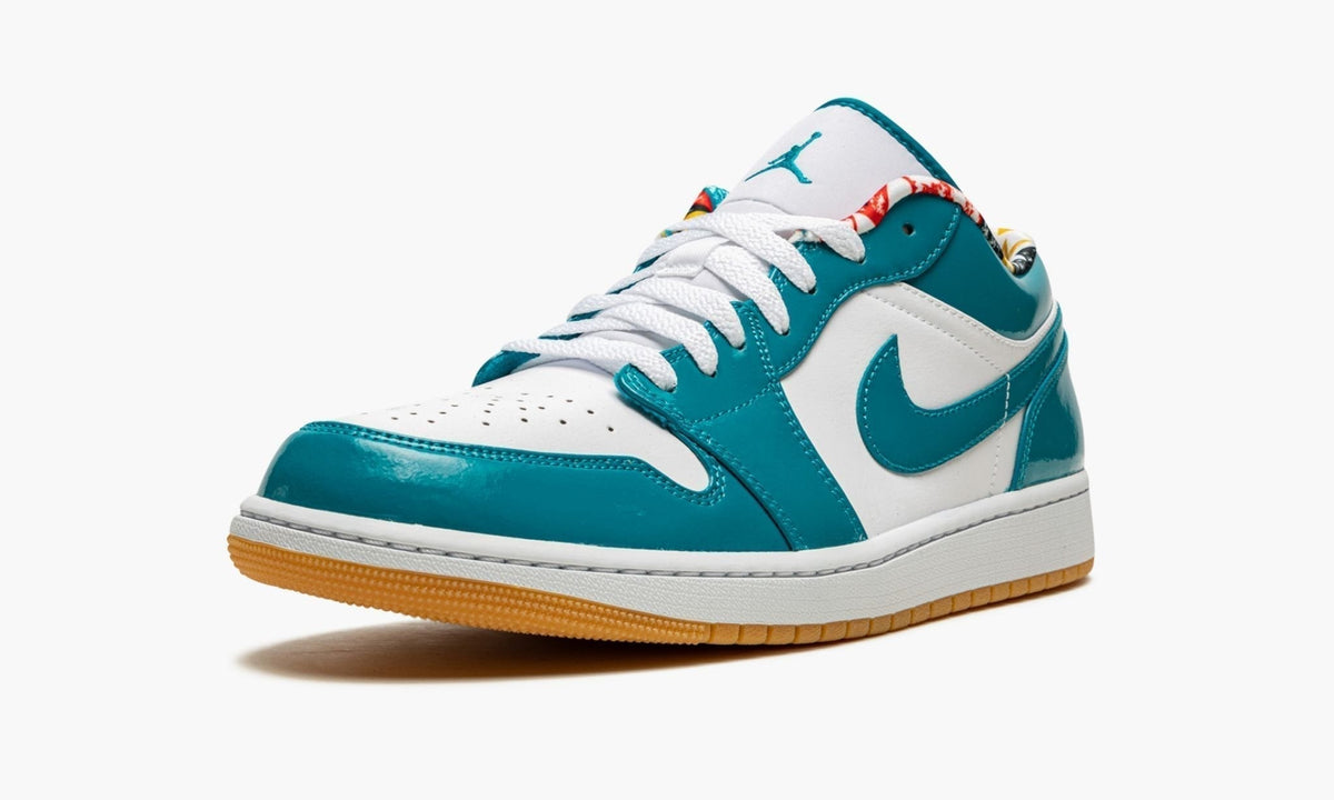 "Barcelona" Air Jordan 1 Low SE Sneakers - product image from the listing.