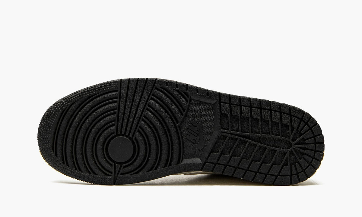 "Brushstroke" Air Jordan 1 Low SE Sneakers - product image from the listing.