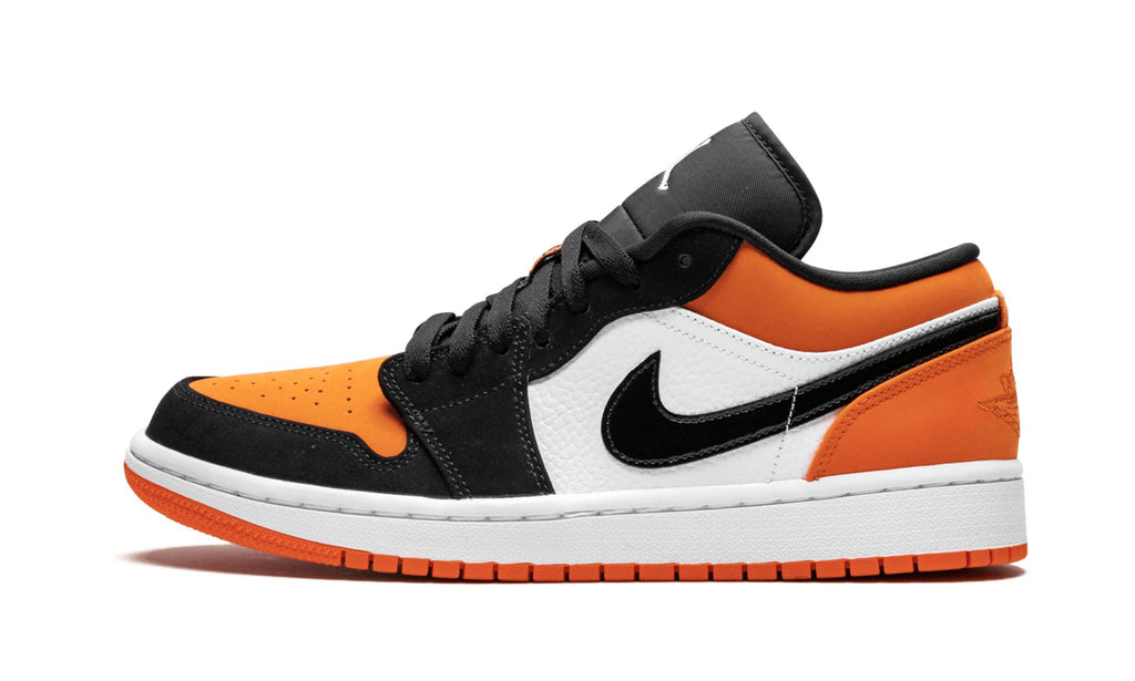 Shattered Backboard Sneakers - Air Jordan 1 Low - product image from the listing.
