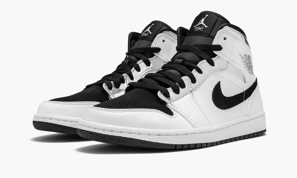"Alternate Think 16" Air Jordan 1 Mid Sneakers - product image from the listing.