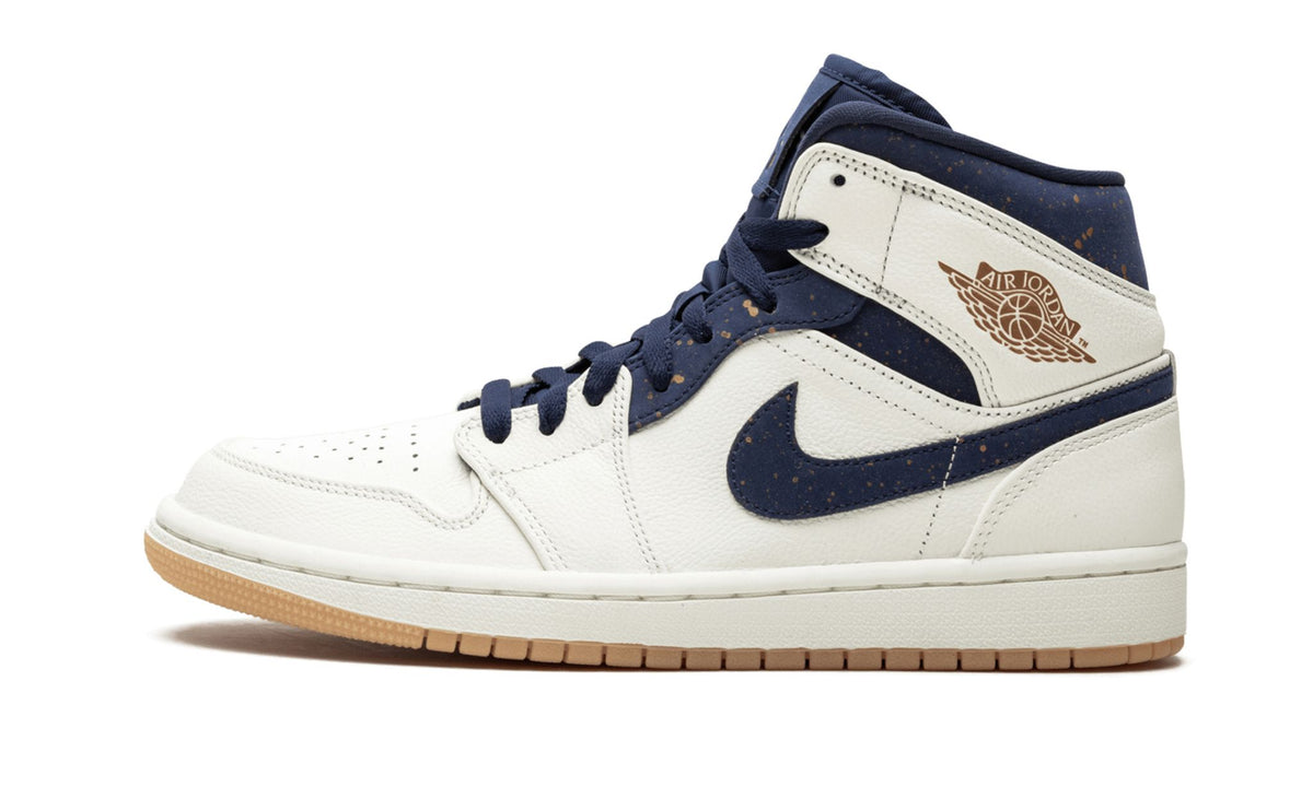 Jeter Sneakers - Air Jordan 1 Mid - product image from the listing.