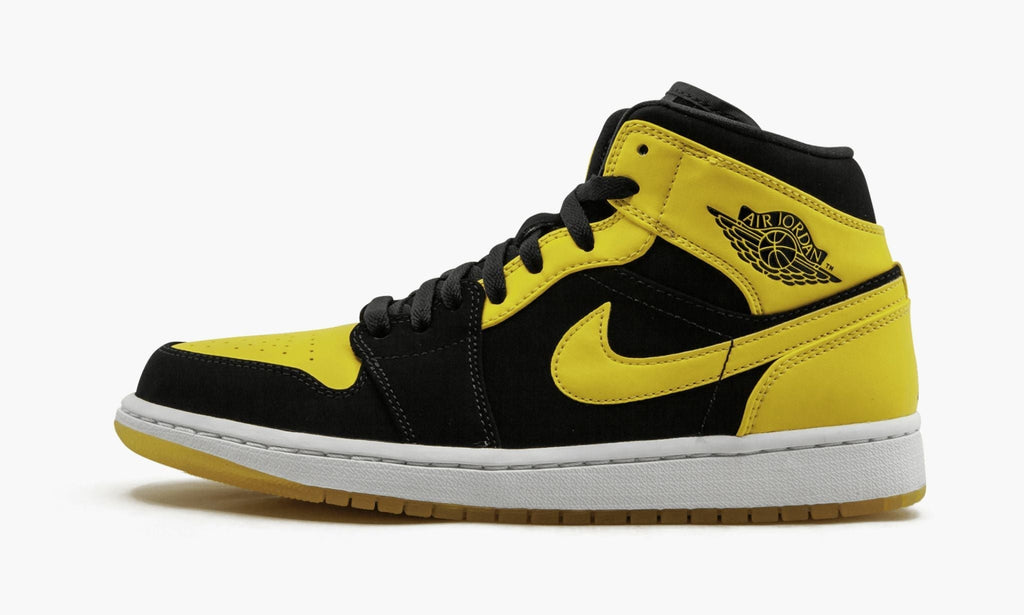 New Love 2017 Release Sneakers - Air Jordan 1 Mid - product image from the listing.
