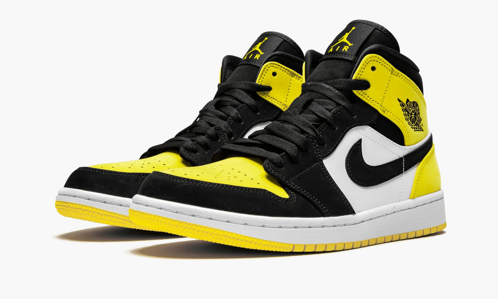 Yellow Toe Sneakers - Air Jordan 1 MID SE - product image from the listing.