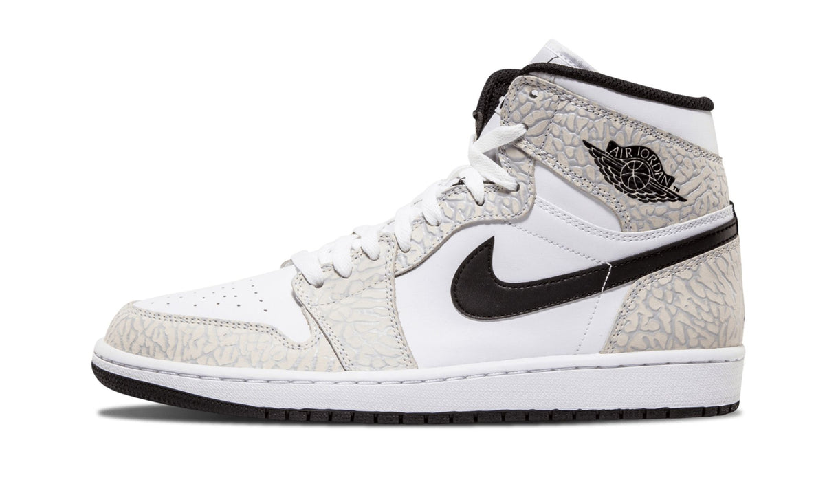 Sneakers - Air Jordan 1 Retro High - product image from the listing.