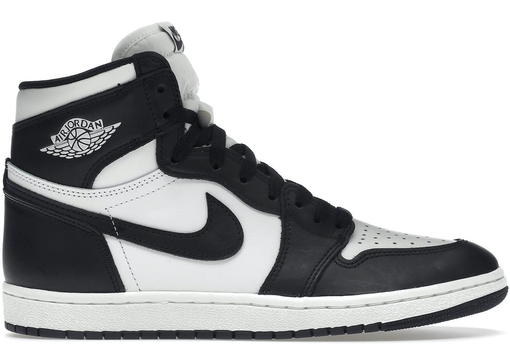 85 Black White 2023 Sneakers - Air Jordan 1 Retro High - product image from the listing.