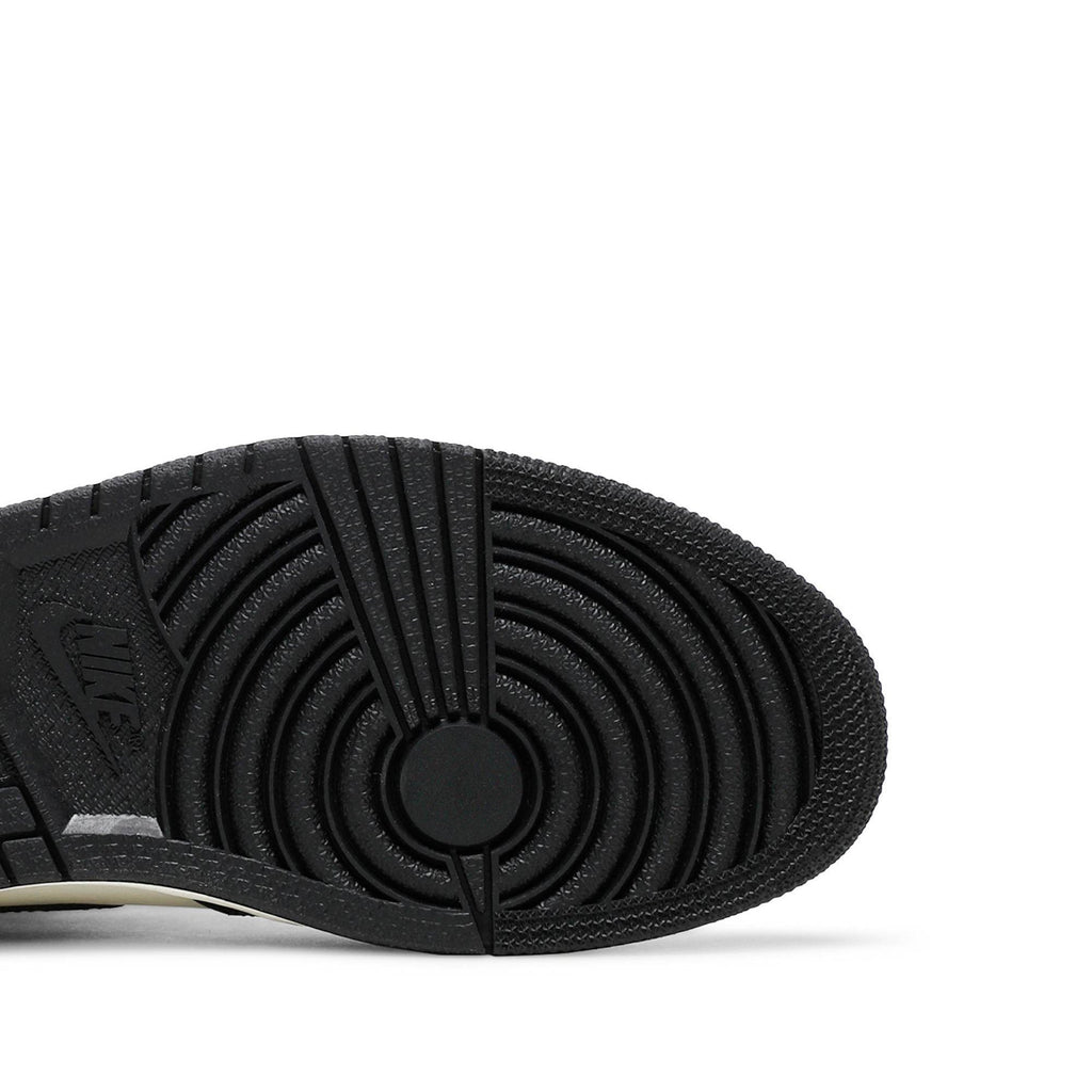"Dark Mocha" Air Jordan 1 Retro High OG 555088-105 Sneakers - product image from the listing.