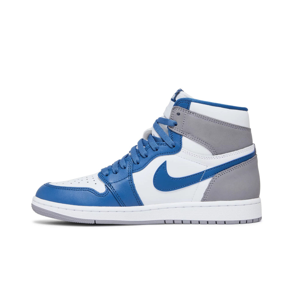 "True Blue" Air Jordan 1 Retro High OG DZ5485-410 Sneakers - product image from the listing.