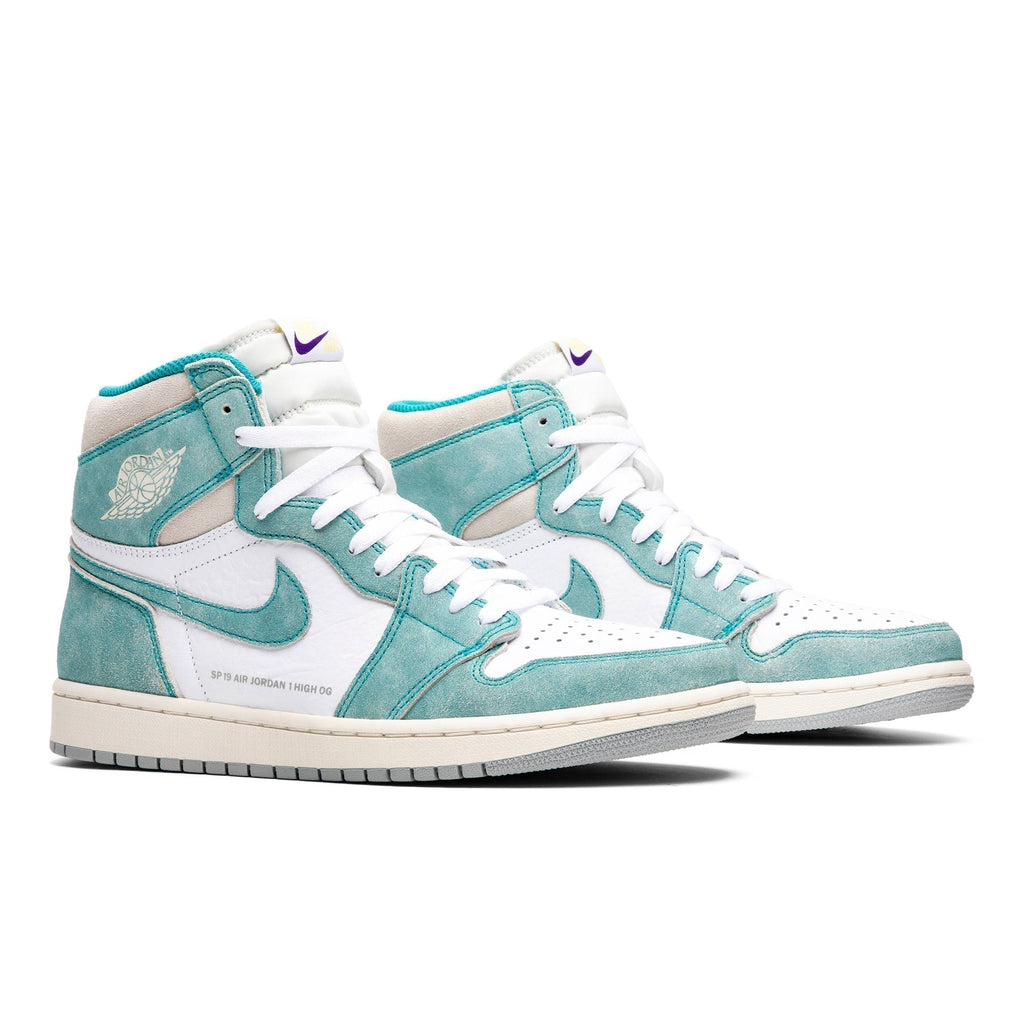 "Turbo Green" Air Jordan 1 Retro High OG 555088-311 Sneakers - product image from the listing.