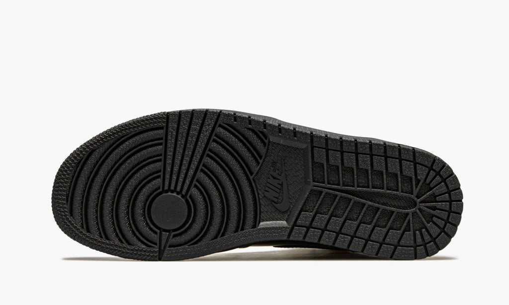 "Black Metallic Gold" Air Jordan 1 Retro High OG Sneakers - product image from the listing.