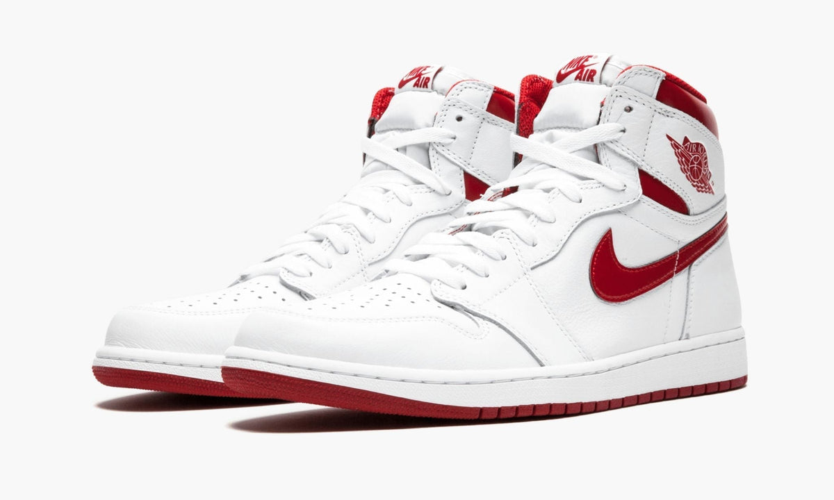"Metallic Red" Air Jordan 1 Retro High OG Sneakers - product image from the listing.