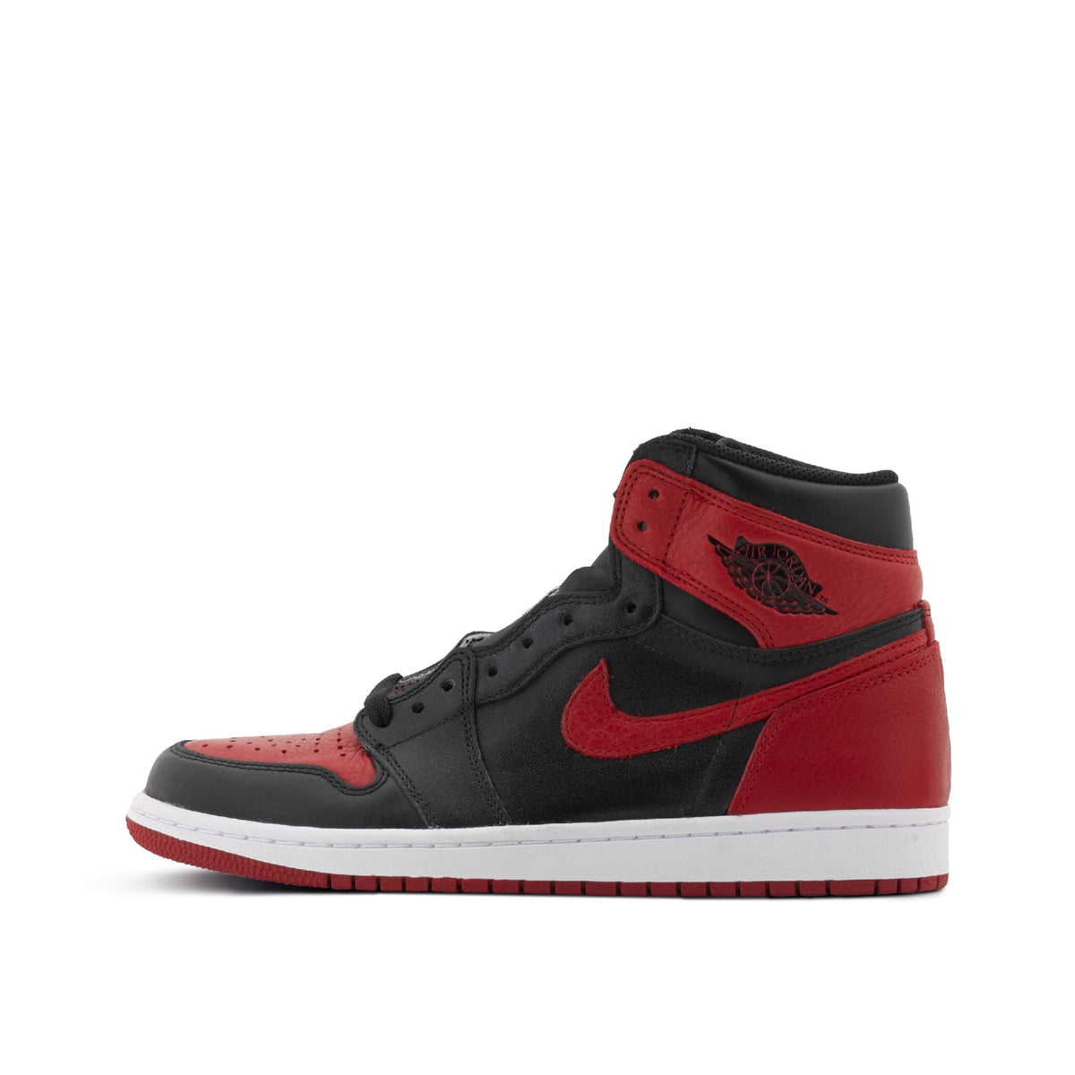 Bred Banned Sneakers - Air Jordan 1 Retro High OG - product image from the listing.