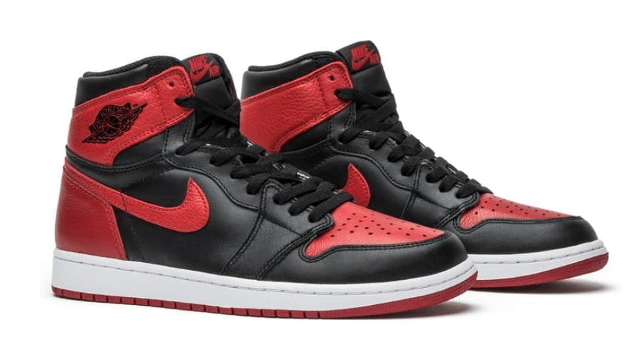 Bred Banned Sneakers - Air Jordan 1 Retro High OG - product image from the listing.