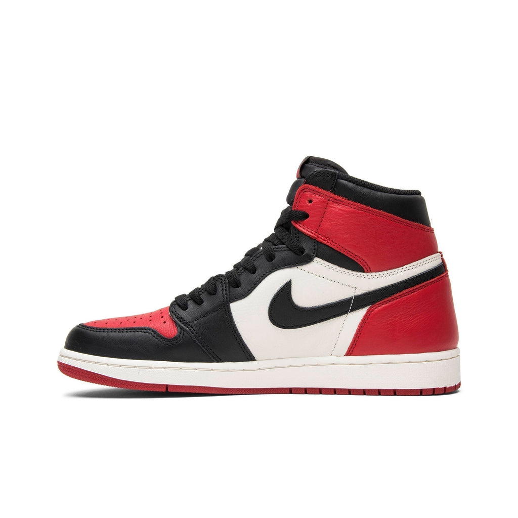 Bred Toe 555088-610 Sneakers - Air Jordan 1 Retro High OG - product image from the listing.