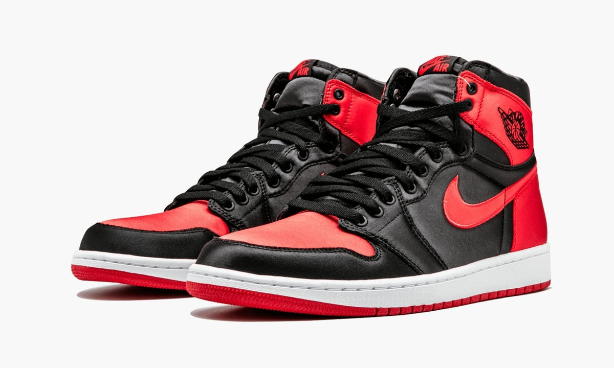 Satin Sneakers - Air Jordan 1 Retro High OG SE - product image from the listing.