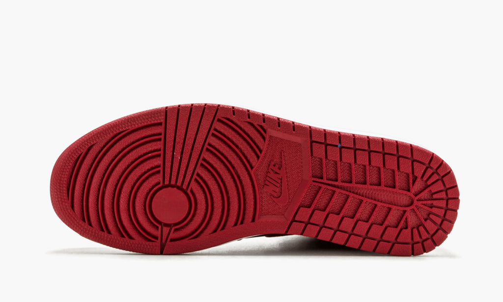 Satin Sneakers - Air Jordan 1 Retro High OG SE - product image from the listing.