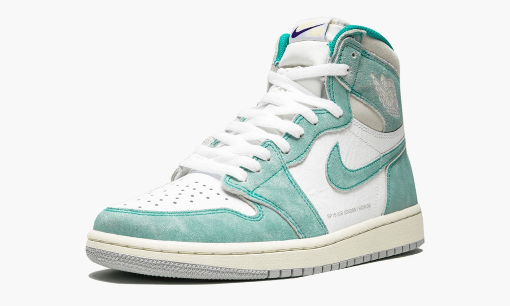 Air Jordan 1 Retro High OG Turbo Sneakers in Green - product image from the listing.