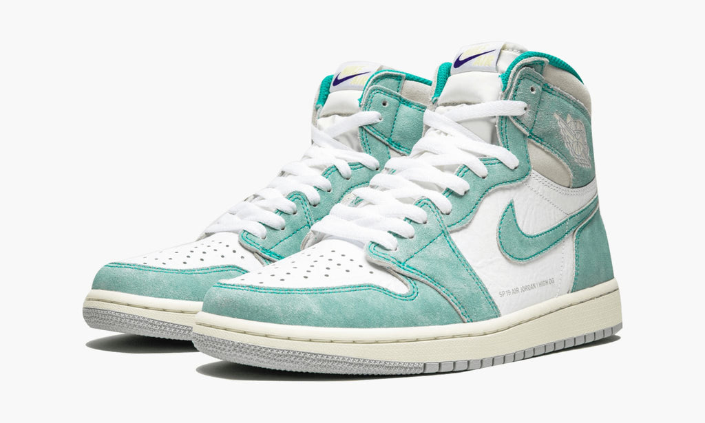 Air Jordan 1 Retro High OG Turbo Sneakers in Green - product image from the listing.