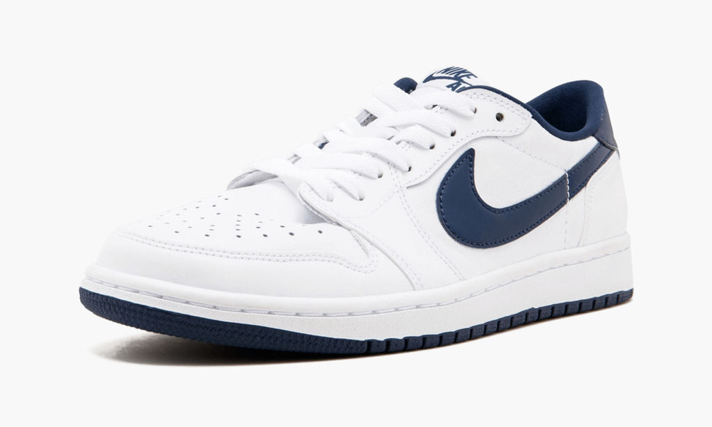 Sneakers - Air Jordan 1 Retro Low OG - product image from the listing.