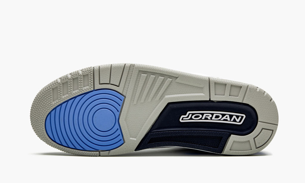 "UNC" Air Jordan 3 Retro Sneakers - product image from the listing.
